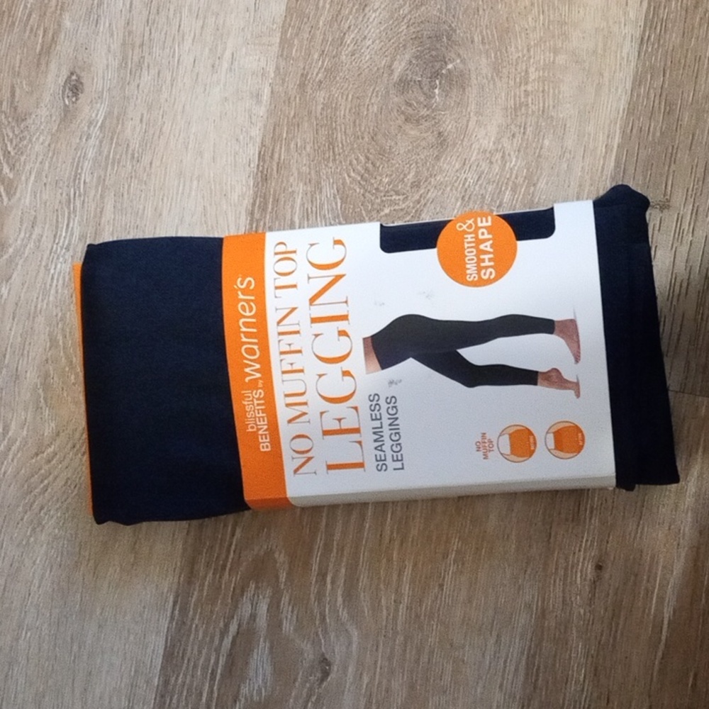 Blissful Benefits by Warner's No Muffin Top Leggings